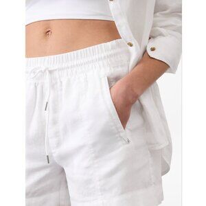Athleta Retreat White Linen Mid Rise Shorts Size Small NWT